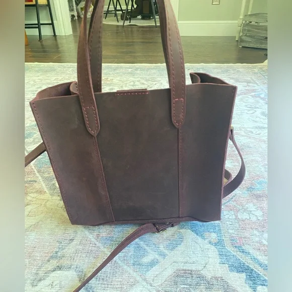 Portland leather goods Lola crossbody tote - Picture 3 of 7